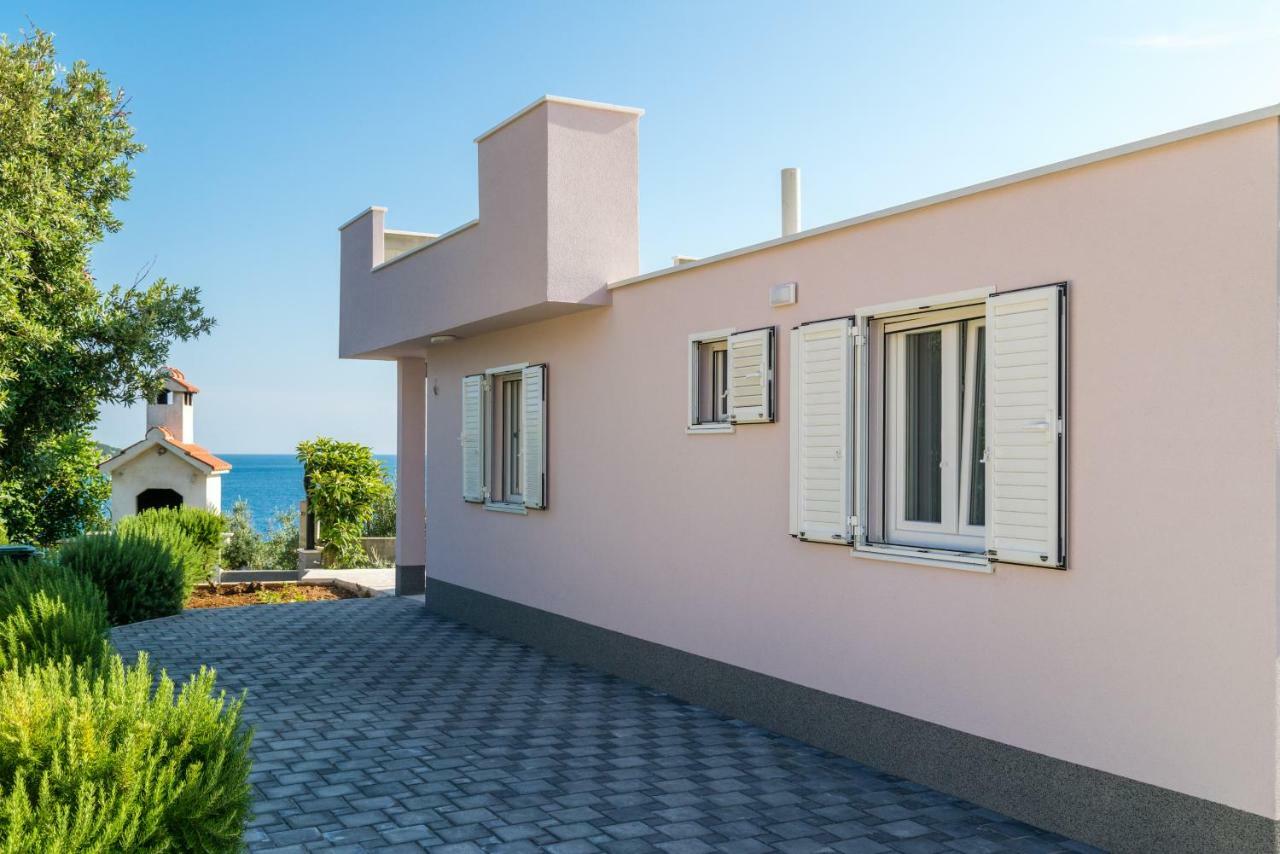 Apartment Goga Sevid Bagian luar foto